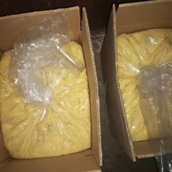 Raw shea butter wholesale Grade A 25kg bulk packaging from Ghana